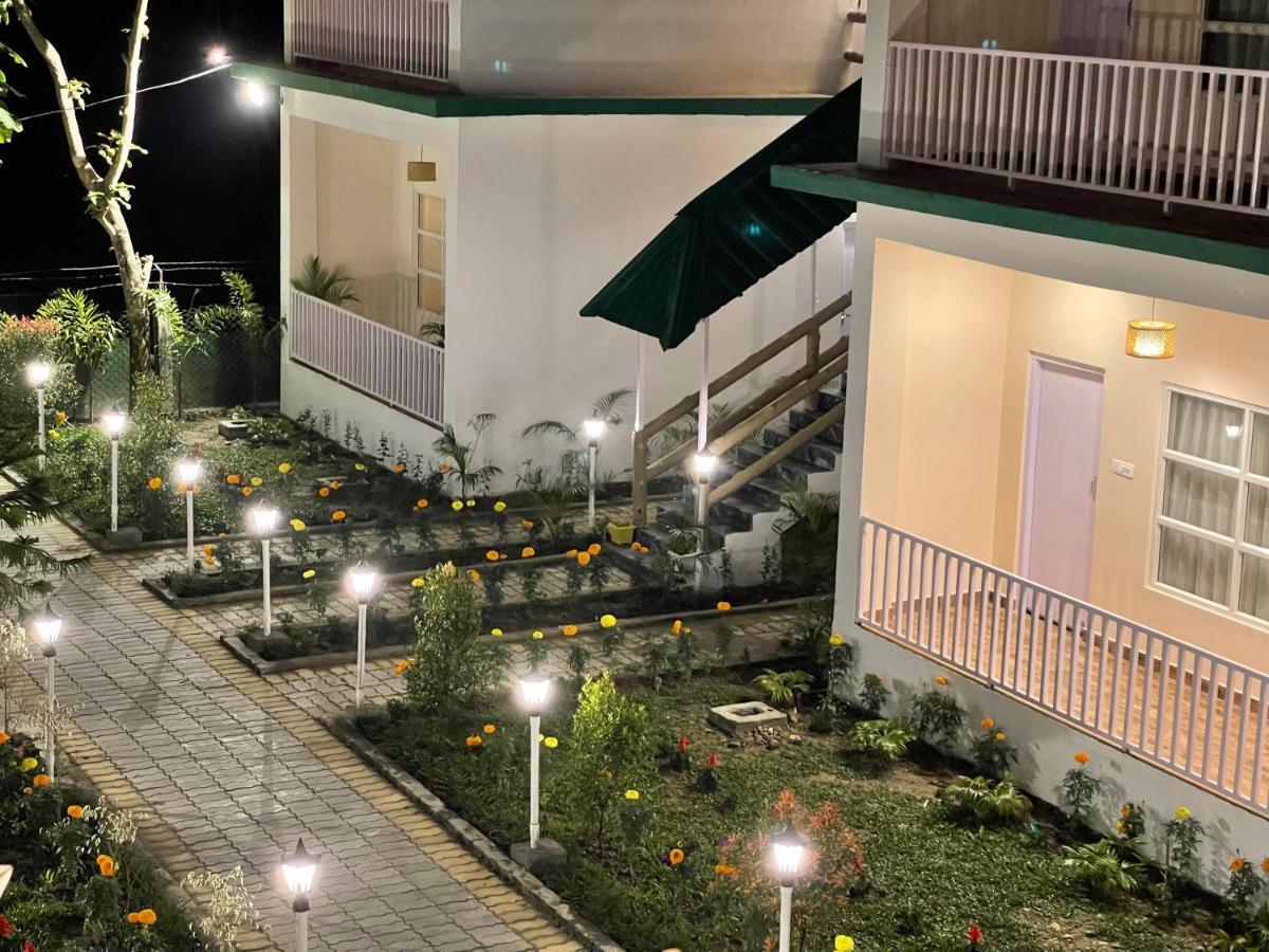 Jaldapara Forest Tourist Lodge Jftl Madari Hat Luaran gambar