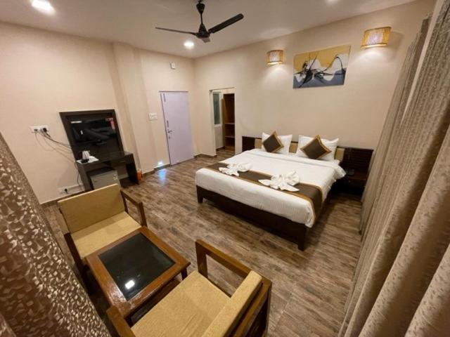 Jaldapara Forest Tourist Lodge Jftl Madari Hat Luaran gambar