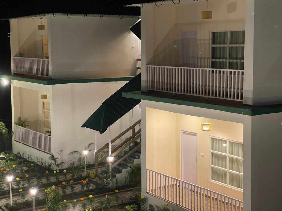 Jaldapara Forest Tourist Lodge Jftl Madari Hat Luaran gambar