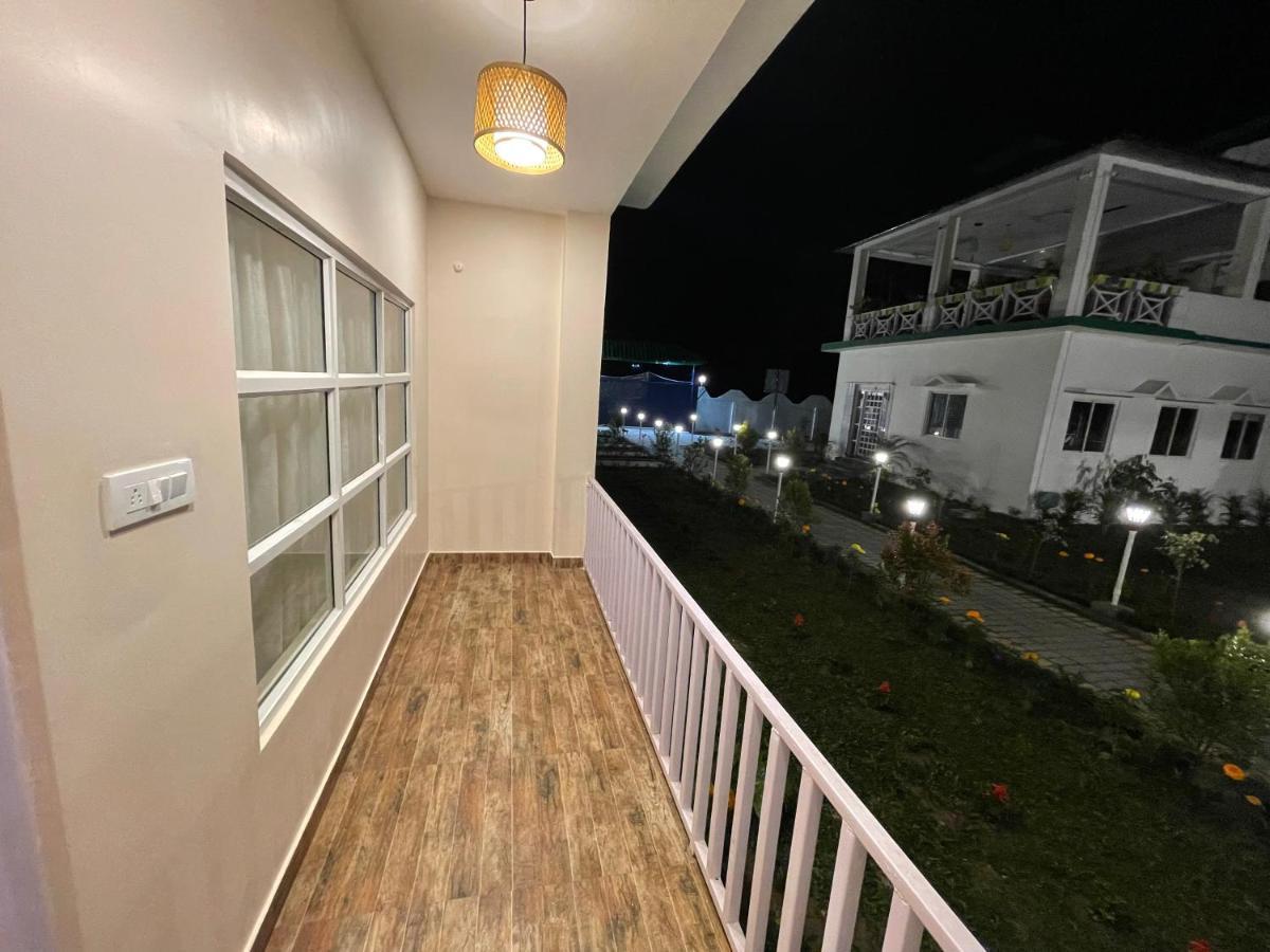 Jaldapara Forest Tourist Lodge Jftl Madari Hat Luaran gambar