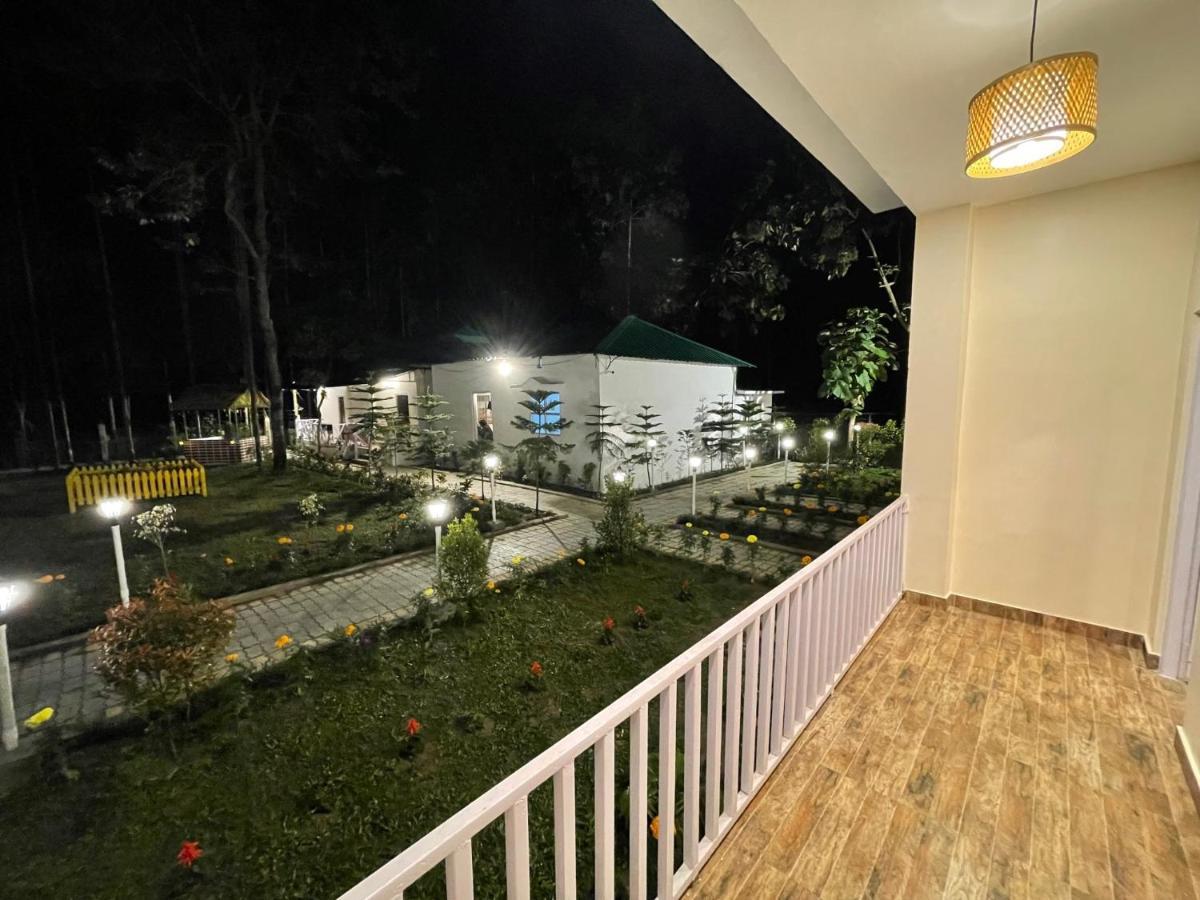 Jaldapara Forest Tourist Lodge Jftl Madari Hat Luaran gambar