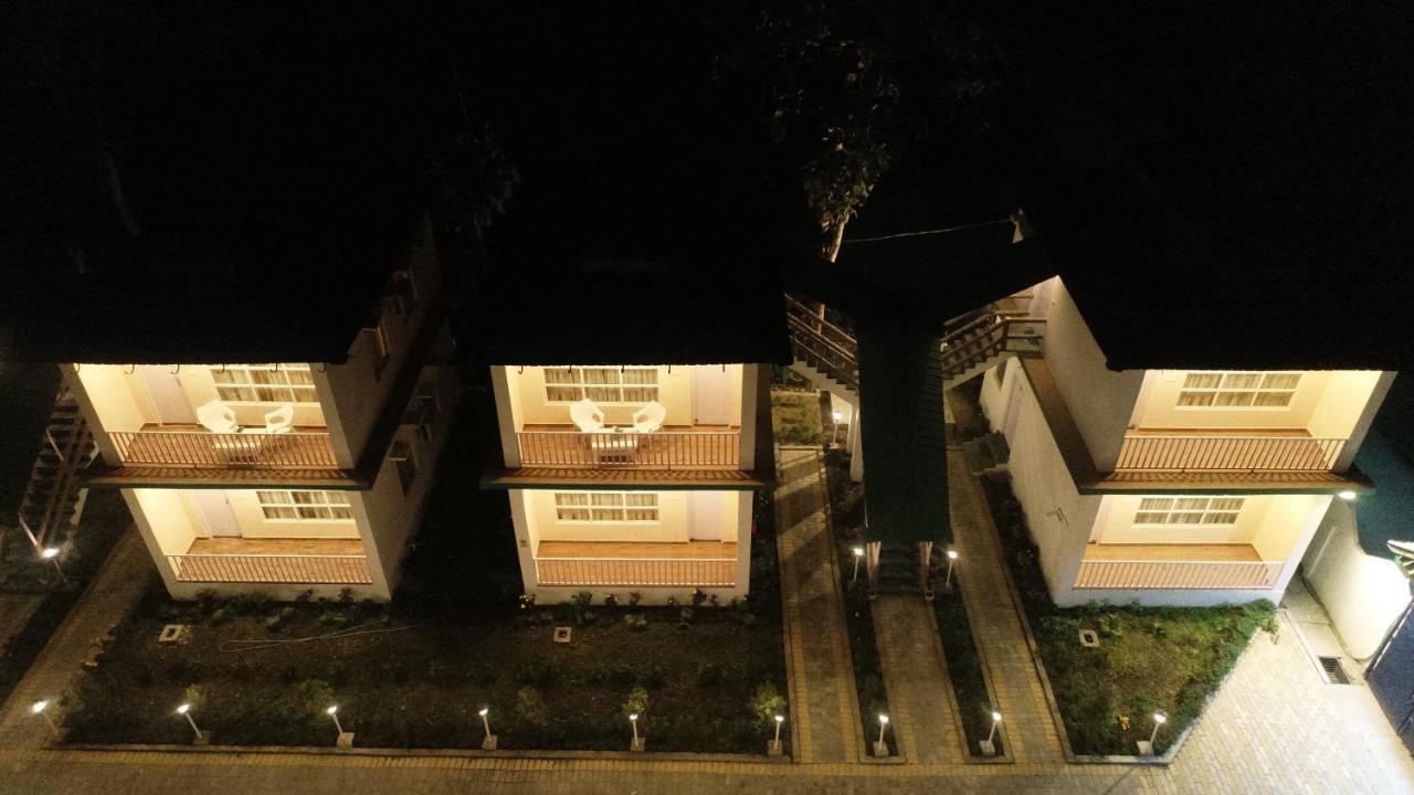 Jaldapara Forest Tourist Lodge Jftl Madari Hat Luaran gambar
